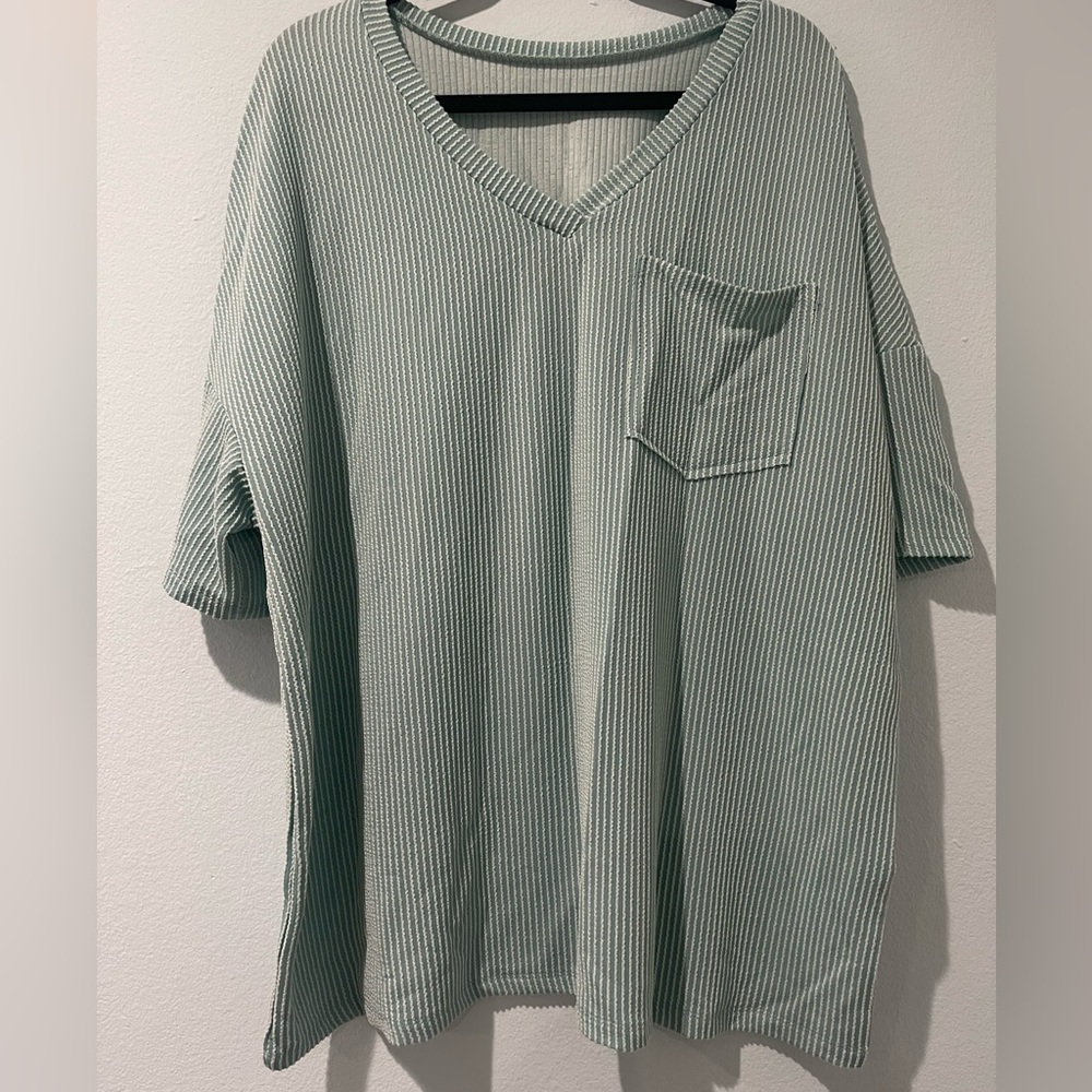 Women’s shirt
